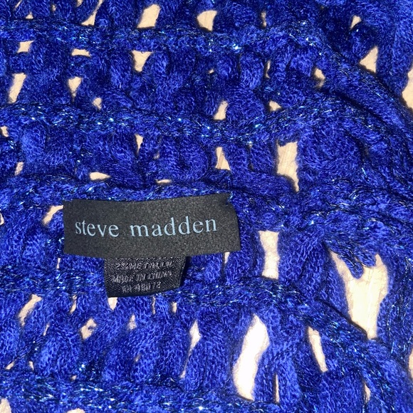 STEVE MADDEN SPARKLY DARK BLUE SCARF - Picture 2 of 6
